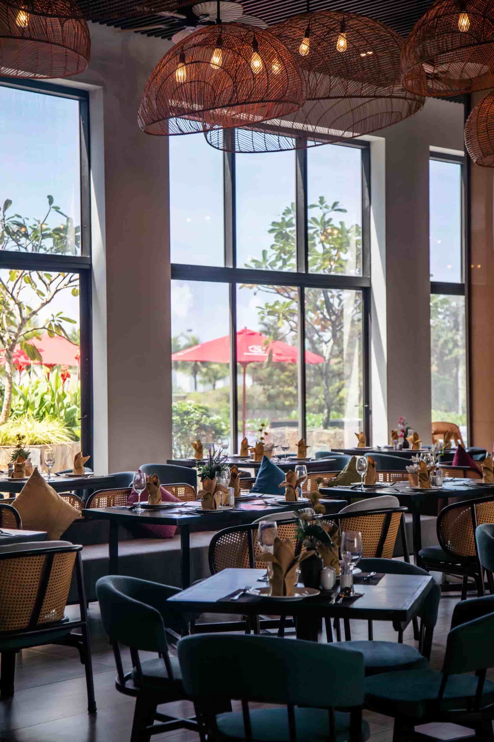 RESTAURANT (2)-min RESTAURANT (2)-min